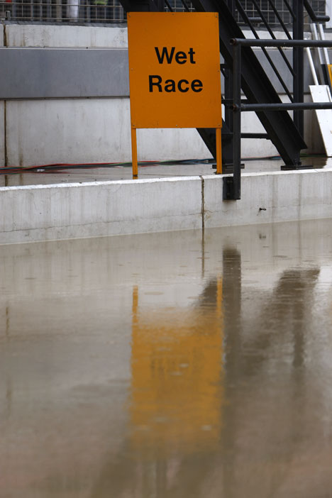 Race aflyst i Dubai.